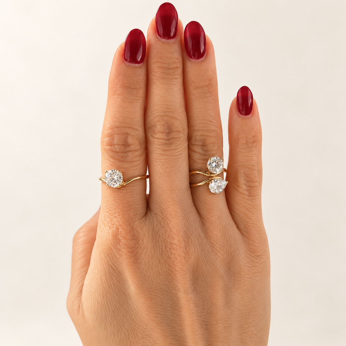 AURA Prisma | Anillo Dorado con Zirconia