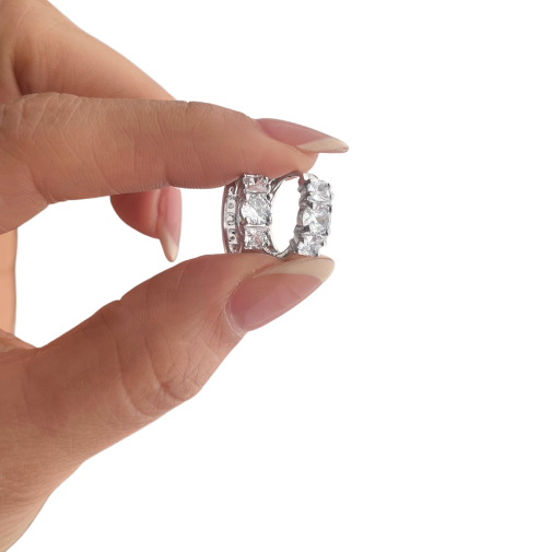 Arracadas de Acero Inoxidable con Circonitas – Estilo Brillante y Elegante