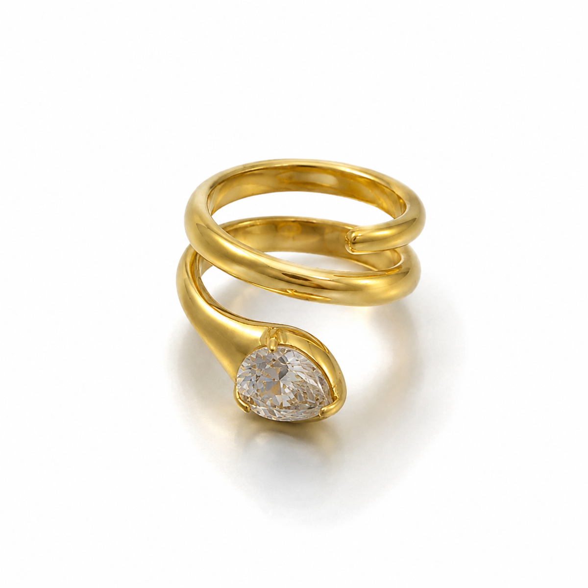 AURA Envolvente | Anillo Dorado de Acero Inoxidable