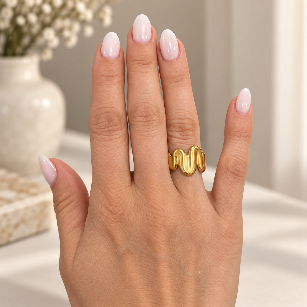 AURA Irregular | Anillo Dorado Ajustable de Acero Inoxidable