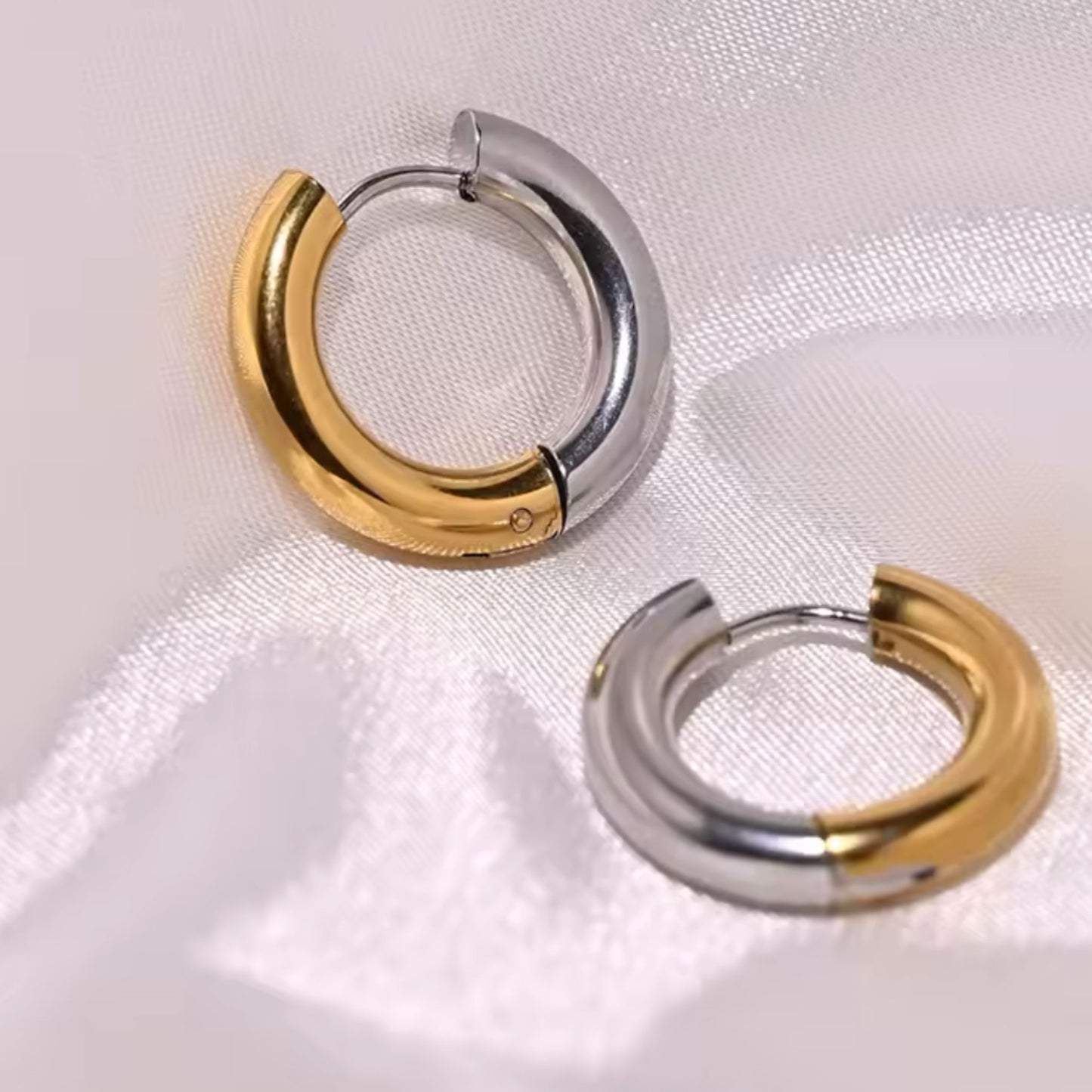 Arracadas de Acero Inoxidable  Chapados en Oro 18K y Plata