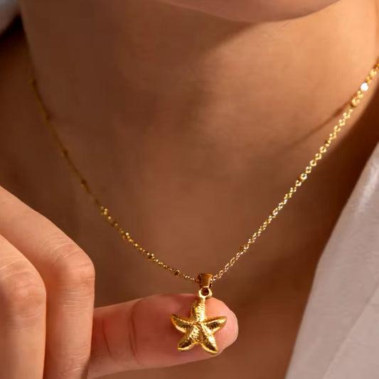 Collar Estrella de Mar Dorado – Acero inoxidable chapado en oro 18K
